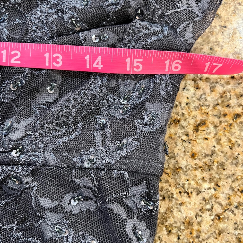 Cache Cocktail Dress Size 10 Gray lace Sequins & Beads EUC wore once - Picture 4 of 12